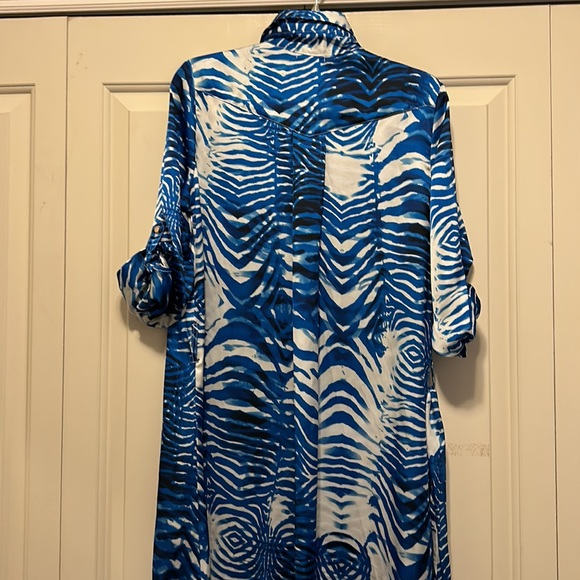 CACHE FRONT BUTTON DOWN ANIMAL POINT SIZE. M - Picture 9 of 13